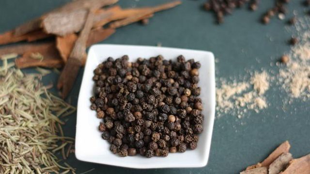 Как выращивают перец черный горошек