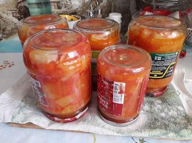 Лечо из кабачков и болгарского перца с томатной пастой