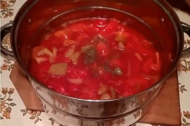 Лечо из болгарского перца с помидорами на зиму без уксуса