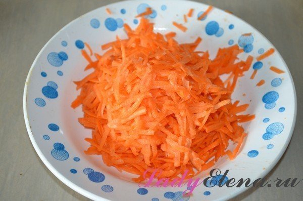 Салат рыба с луком оранжевая