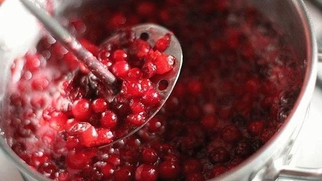Брусника протертая с сахаром: рецепт и 8 способов приготовления на зиму